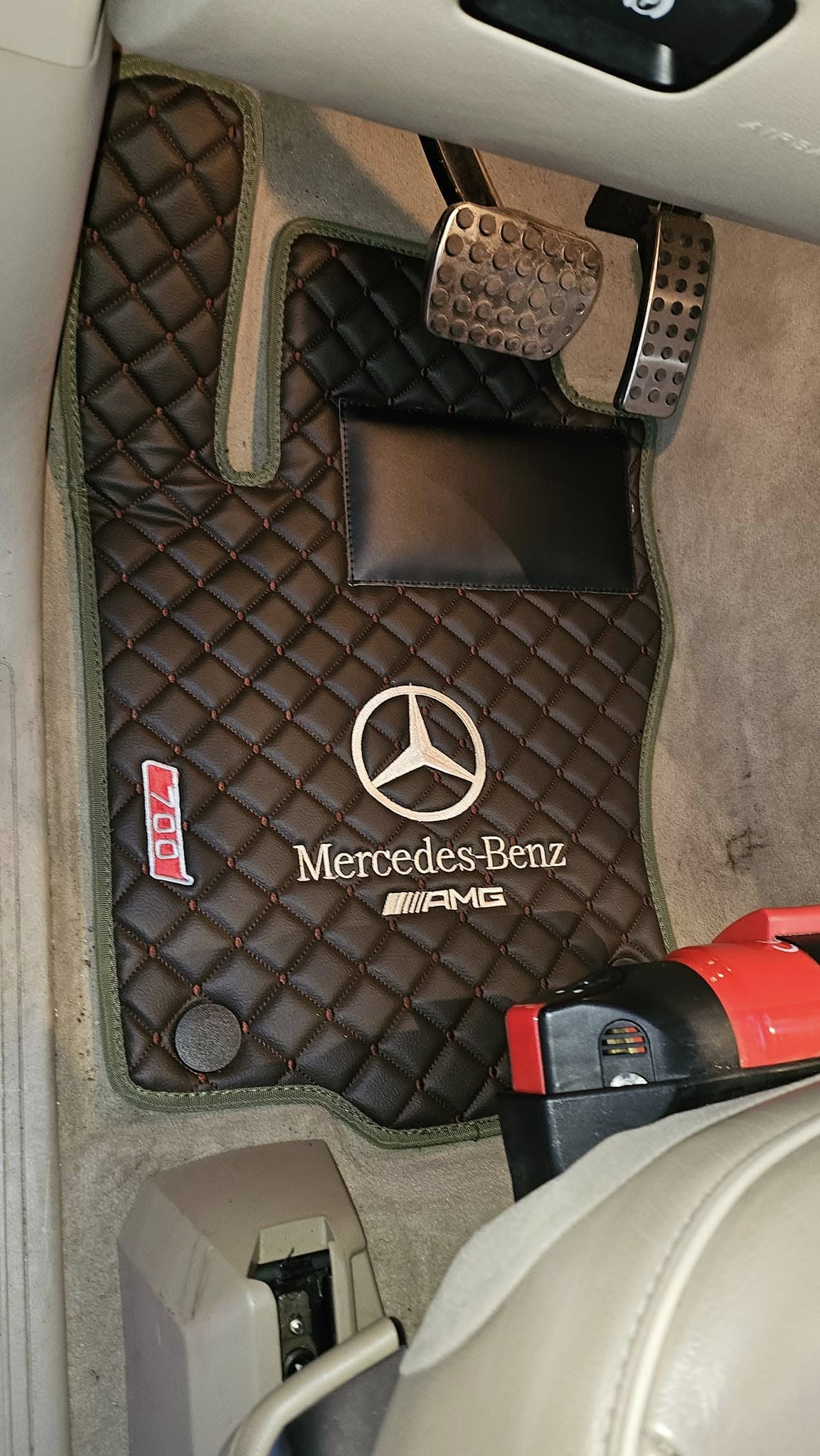 Mercedes Luxury Custom Car Mats – Tailored Fit, Quilted Faux Leather & Custom Logo Embroidery