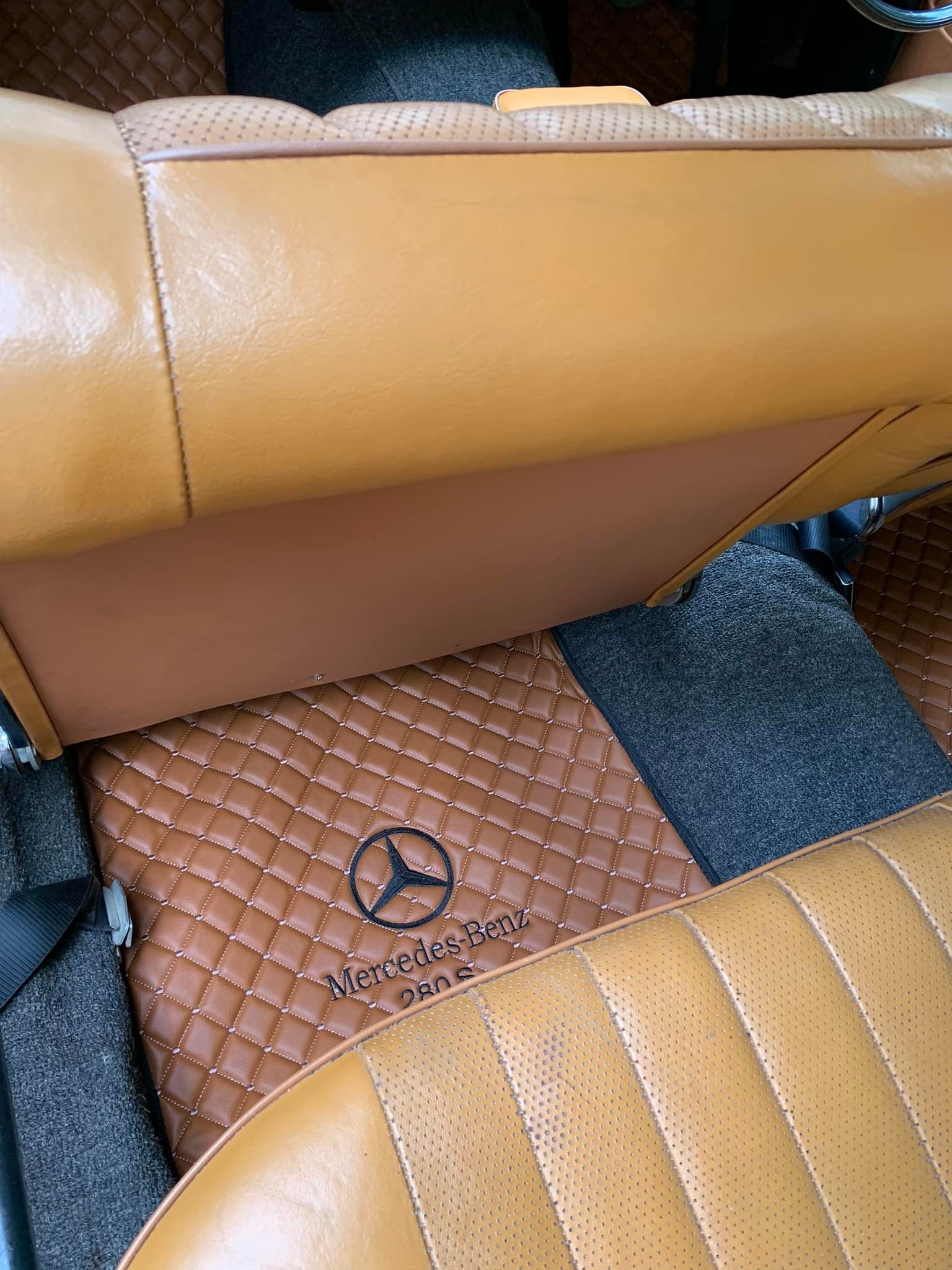 Mercedes Luxury Custom Car Mats – Tailored Fit, Quilted Faux Leather & Custom Logo Embroidery