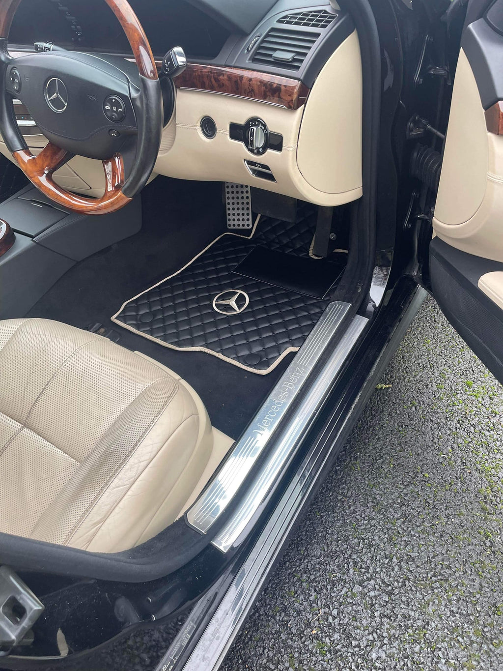 Mercedes Luxury Custom Car Mats – Tailored Fit, Quilted Faux Leather & Custom Logo Embroidery